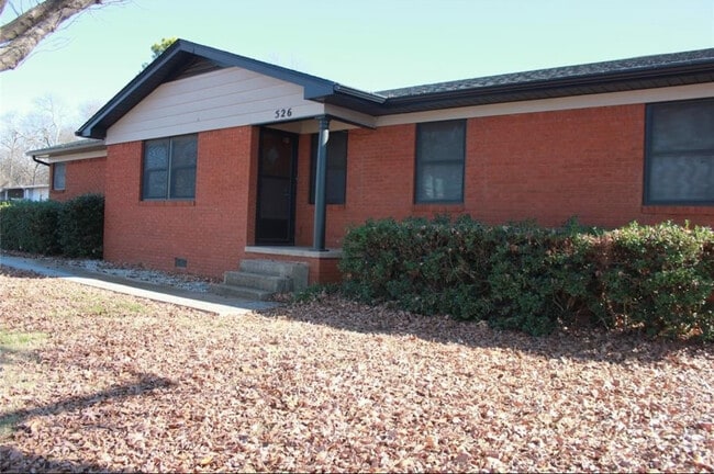 property at 526 N Green Ave