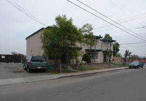 2305 Modesto St Apartments