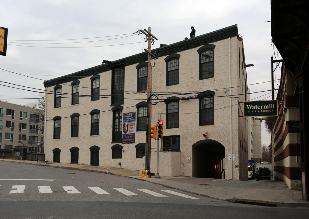 Watermill Lofts in Philadelphia, PA - Foto de edificio