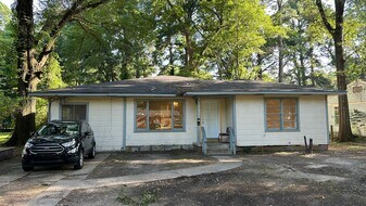 3717 Grammont St in Monroe, LA - Building Photo