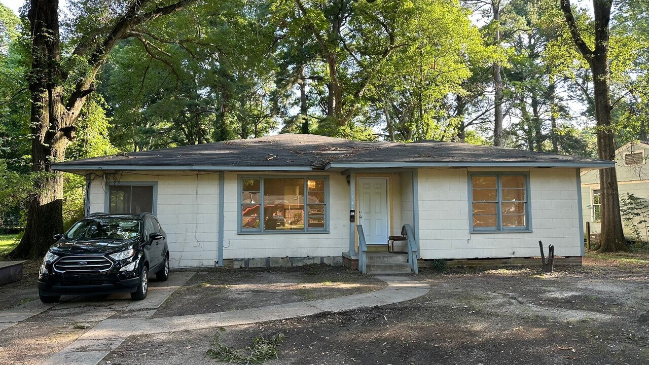 3717 Grammont St in Monroe, LA - Building Photo