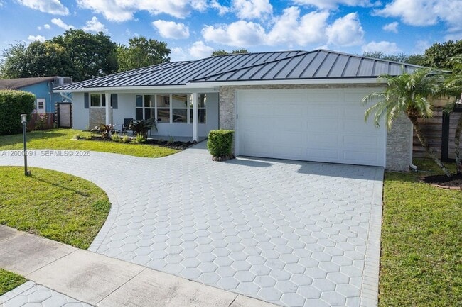 5012 Grant St in Hollywood, FL - Building Photo - Building Photo