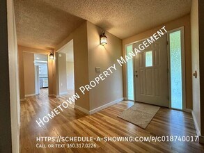 3138 60th Loop SE in Tumwater, WA - Building Photo - Building Photo