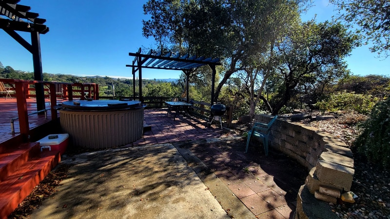 6928 Valle Pacifico Rd in Salinas, CA - Building Photo