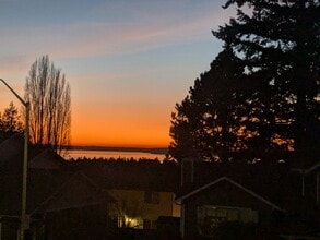 24028 25th Ave S in Des Moines, WA - Building Photo - Building Photo