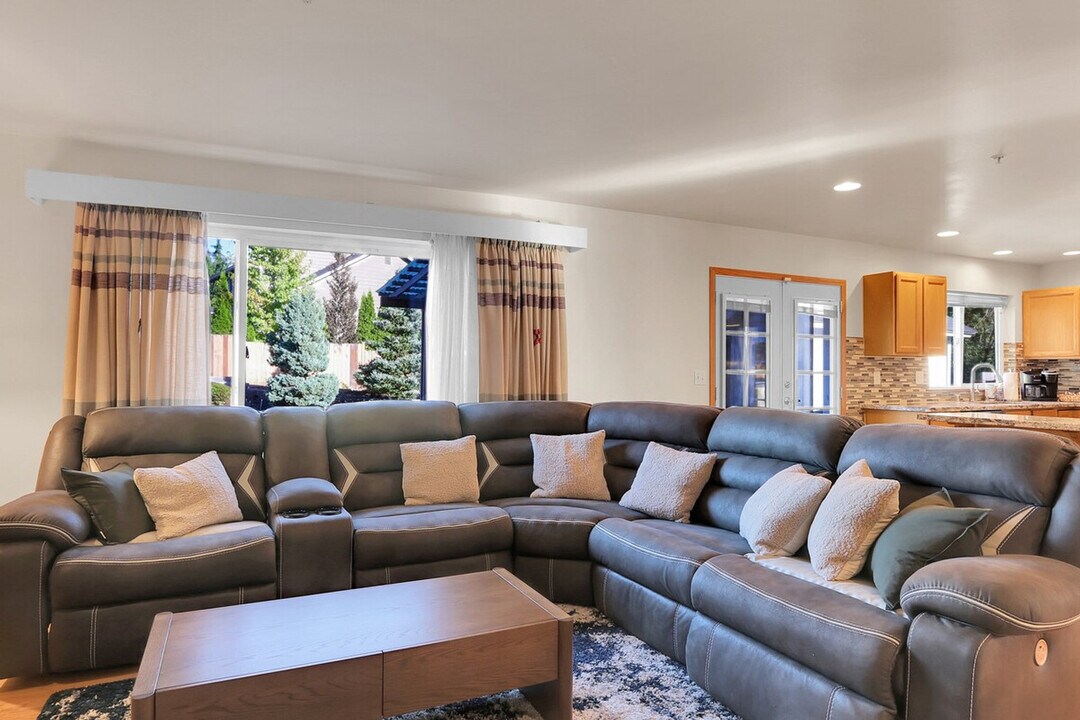 7415 204th St SW, Unit SI ID1054332P in Lynnwood, WA - Building Photo