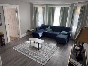 80 Linden St in Winchendon, MA - Foto de edificio - Building Photo