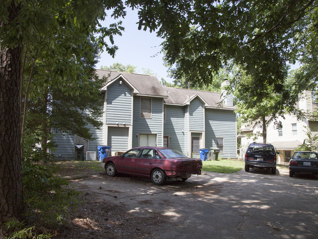 4400 Brockton Dr in Raleigh, NC - Building Photo - Building Photo