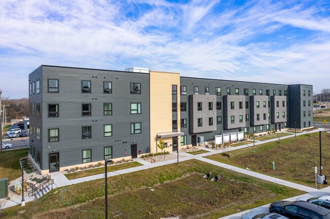 Bay City Lofts in Green Bay, WI - Foto de edificio - Building Photo