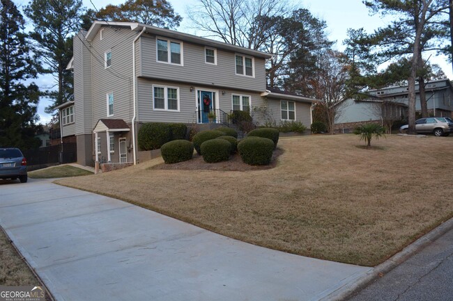 5328 Ocarol Ct in Stone Mountain, GA - Building Photo - Building Photo