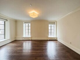 140 E 63rd St, Unit 7A in New York, NY - Building Photo