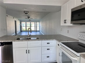 134 Palm Dr in Naples, FL - Building Photo - Building Photo