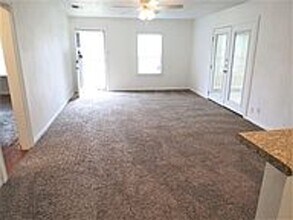 AUG 2026 MOVE IN! UPDATED 2/2 HOUSE IN BRYAN in Bryan, TX - Building Photo - Building Photo