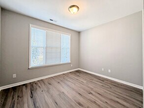 10483 Dapping Dr in Raleigh, NC - Foto de edificio - Building Photo