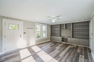 614 Spring St in Villa Rica, GA - Building Photo - Building Photo