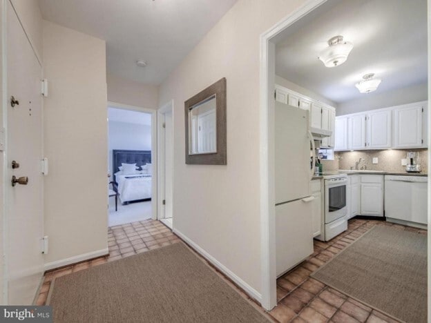 property at 2310 Ashmead Pl NW