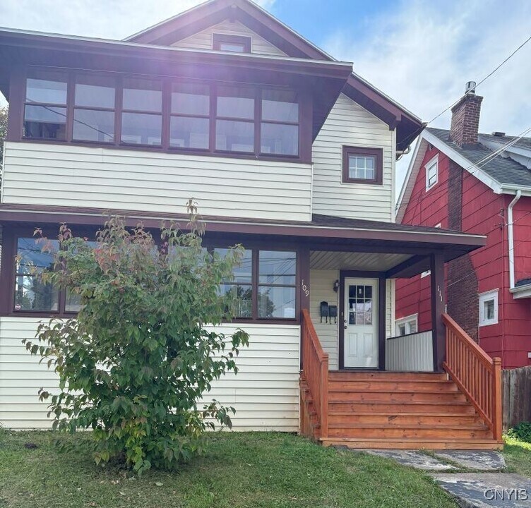 109 Harford Rd in Syracuse, NY - Building Photo