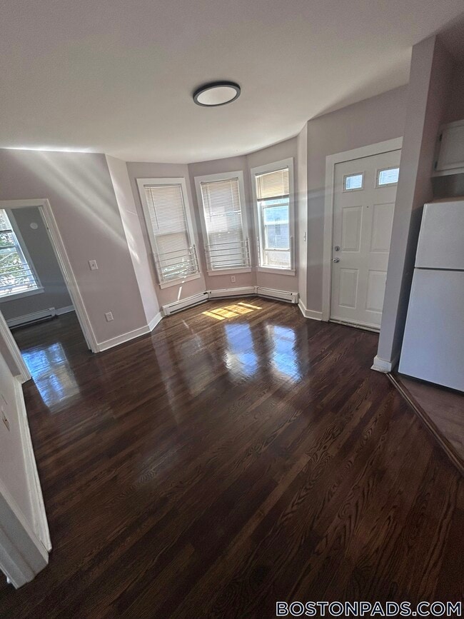 95 Willowwood St in Boston, MA - Foto de edificio - Building Photo