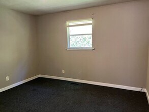 634 Moody St in Griffin, GA - Building Photo - Building Photo