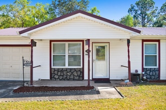 7035 Moore Ave in Pensacola, FL - Building Photo - Building Photo