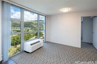 7000 Hawaii Kai Dr in Honolulu, HI - Building Photo - Building Photo