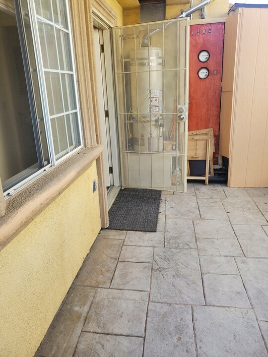 1504 S Atlantic Blvd, Unit B in Alhambra, CA - Foto de edificio