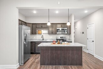 318 Fallow Cir in Clarksville, TN - Building Photo - Building Photo