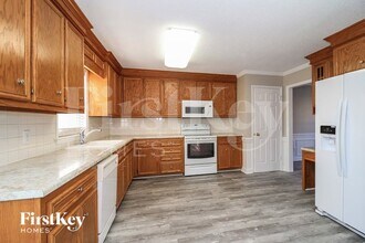 7755 Abington Dr in Kernersville, NC - Building Photo - Building Photo