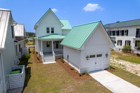 350 Harborside Dr in Oriental, NC - Foto de edificio - Building Photo