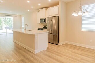 71 Wambaw Dr in Jacksonville, FL - Building Photo - Building Photo