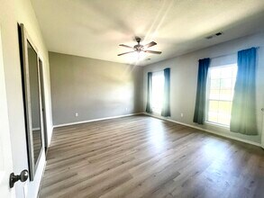 104 Sun Valley Ln in Weatherford, TX - Building Photo - Building Photo