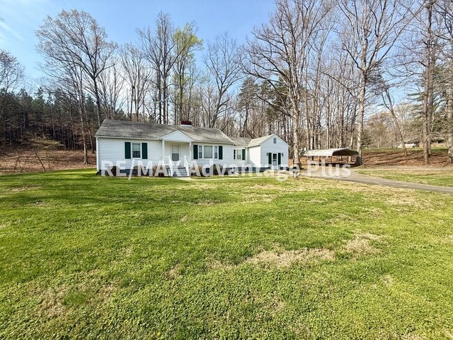 property at 2865 Patrick Henry Hwy