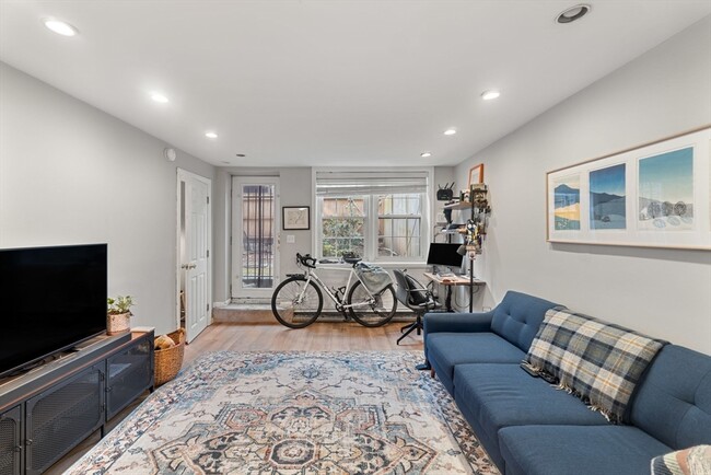 81 Waltham St in Boston, MA - Building Photo - Building Photo