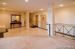 135 3rd Ave in Mineola, NY - Building Photo - Building Photo