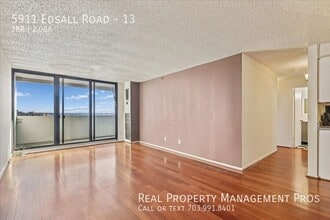 5911 Edsall Rd in Alexandria, VA - Foto de edificio - Building Photo