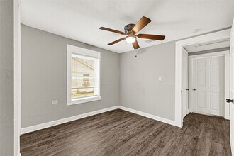 6218 Woodrow St in Texas City, TX - Building Photo - Building Photo