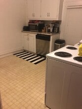 302 S Summit St, Unit A in Greenville, NC - Building Photo - Building Photo