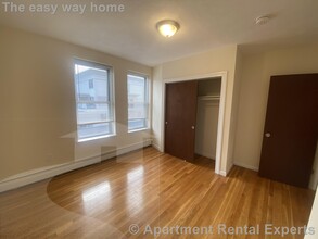176 N Beacon St-Unit -#3 in Brighton, MA - Building Photo - Building Photo