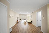 2601 Bellefontaine photo'