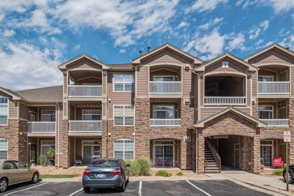7440 S Blackhawk St, Unit Windmill Creek - 7106 in Englewood, CO - Building Photo