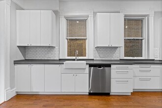 1102 N Wolcott Ave in Chicago, IL - Building Photo - Building Photo