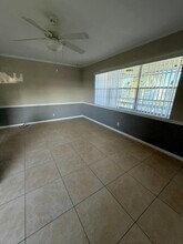 185 Salisbury E in West Palm Beach, FL - Building Photo - Building Photo