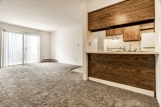 Autumn Woods Apartments in Miamisburg, OH - Foto de edificio - Building Photo