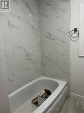 77 Nash Dr in Toronto, ON - Building Photo - Building Photo