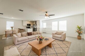 249 Bable Run Dr, Unit 1E in Little Elm, TX - Foto de edificio - Building Photo