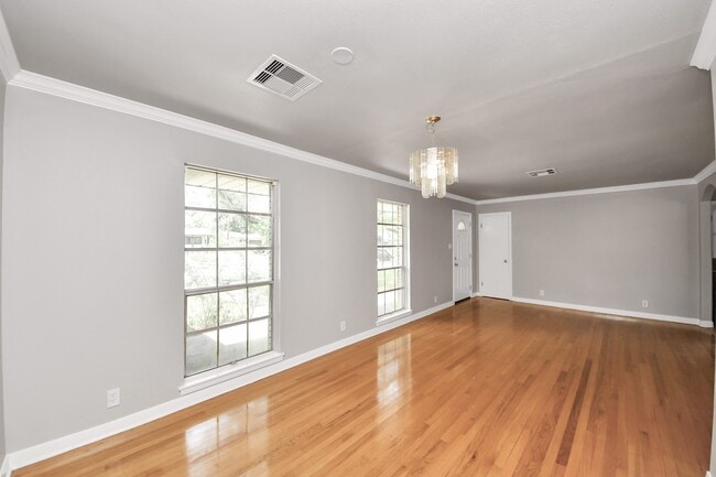 10206 Catlett Ln in La Porte, TX - Building Photo - Building Photo