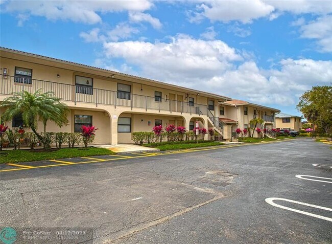 8506 NW 35th Ct-Unit -8506 in Coral Springs, FL - Building Photo - Building Photo