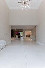 7300 SW 77th Ave in Miami, FL - Building Photo - Building Photo