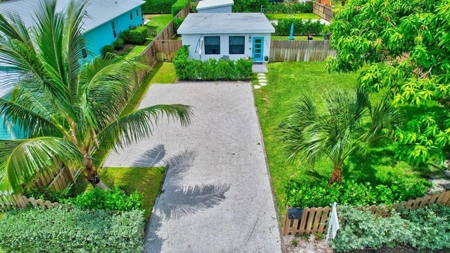 201 SE 7th St in Delray Beach, FL - Building Photo - Building Photo
