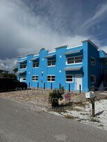 222 Fairweather Ln in Fort Myers Beach, FL - Building Photo